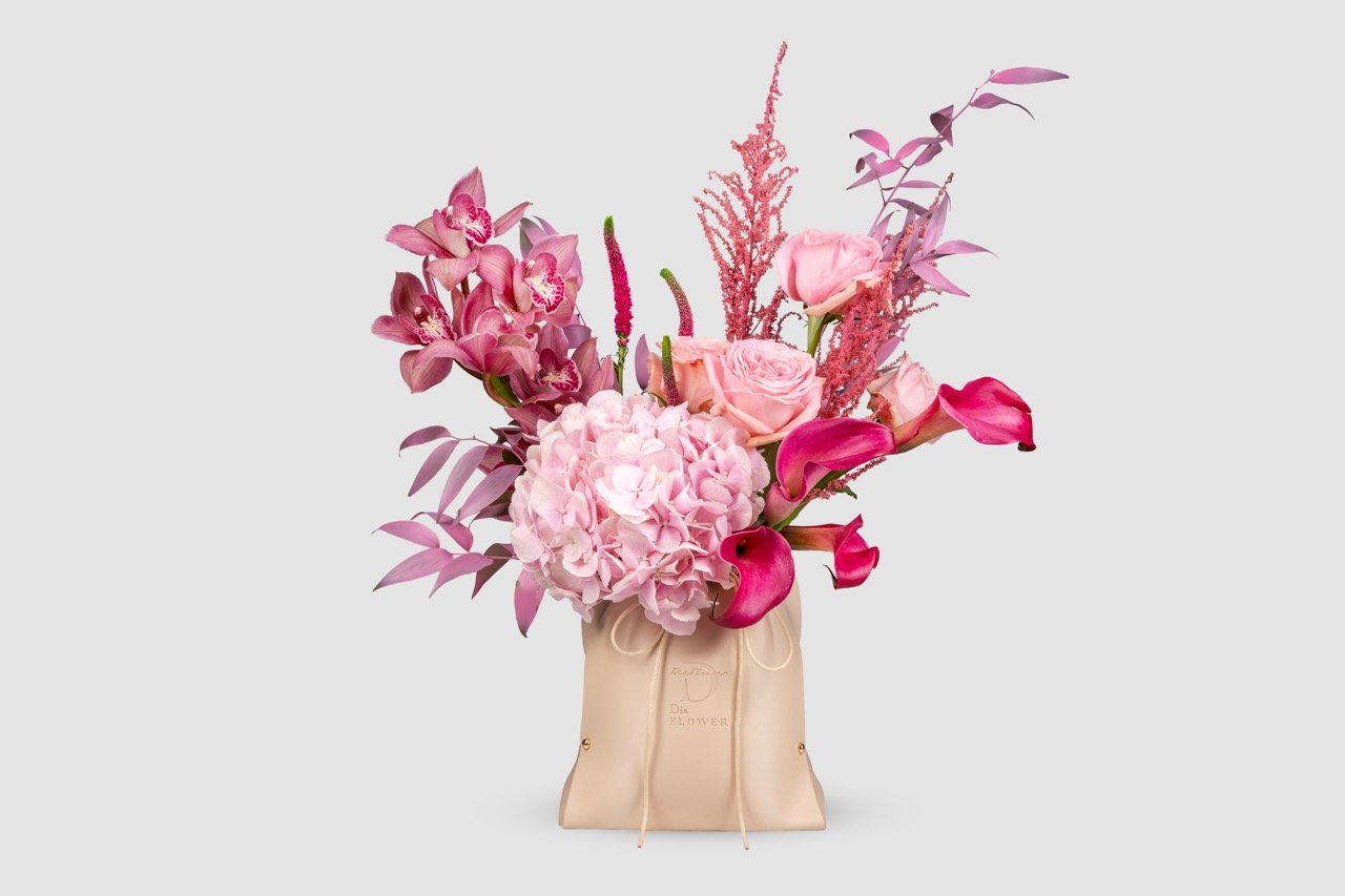 Medium Luster floral arrangement	