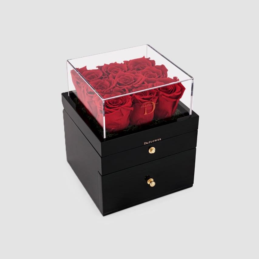 Everlasting Treasure S with red preserved roses