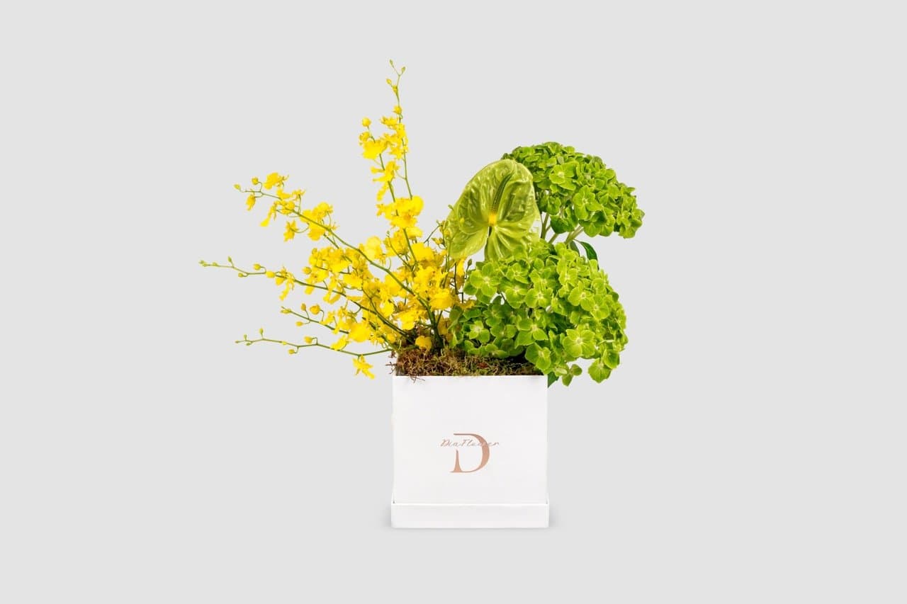 Small Mellow Yellow floral arrangement	